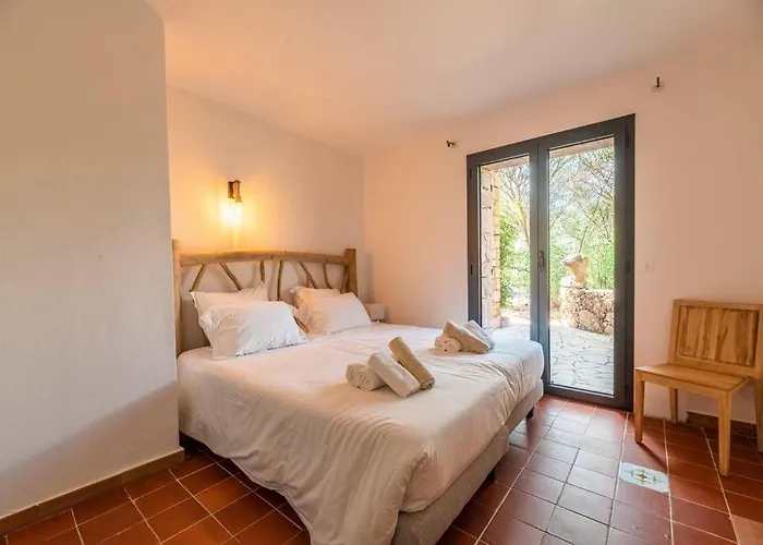 Rocca Rossa Vue Exceptionnelle Sur La Willa Porto-Vecchio (Corsica)