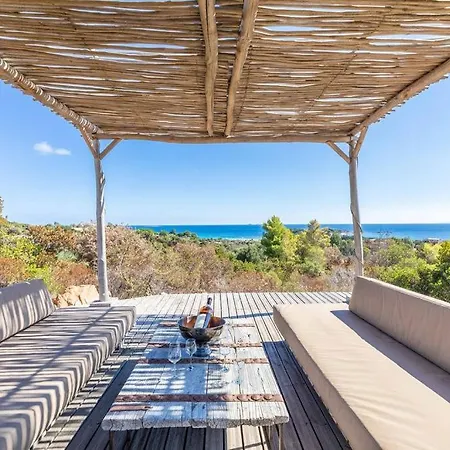 Rocca Rossa Vue Exceptionnelle Sur La Villa