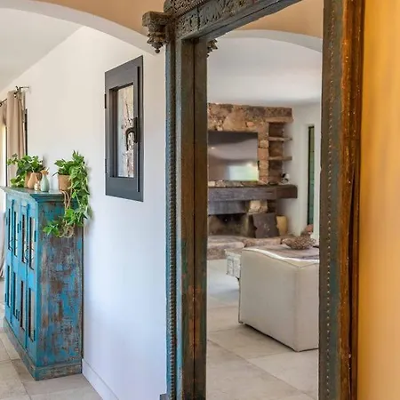 Rocca Rossa Vue Exceptionnelle Sur La Villa